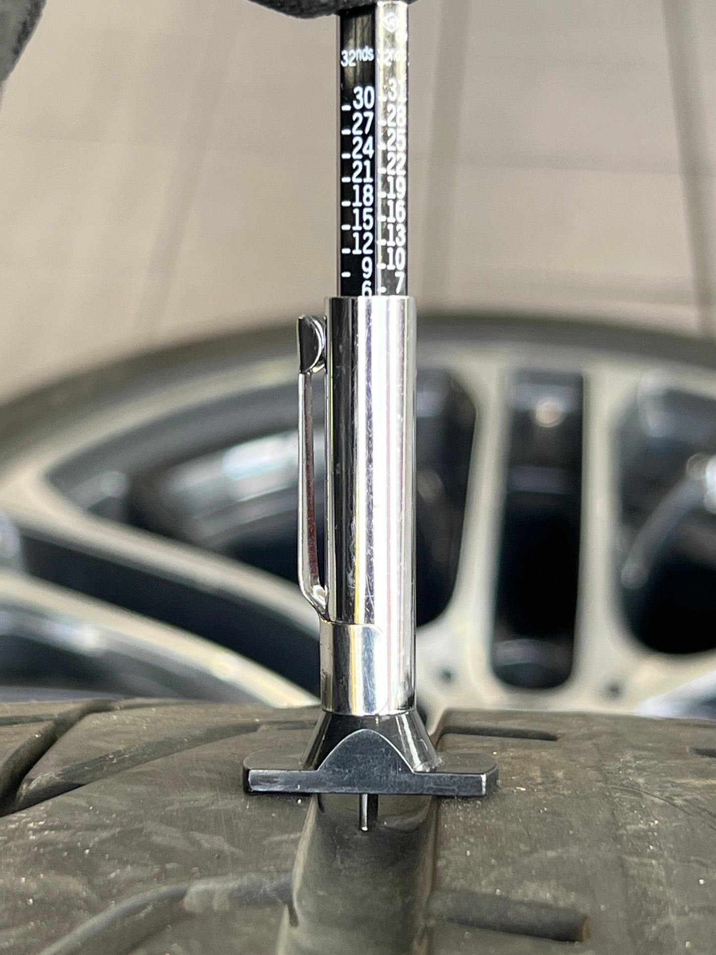 20” staggered BMW Style 310M wheels and Pirelli summer tires