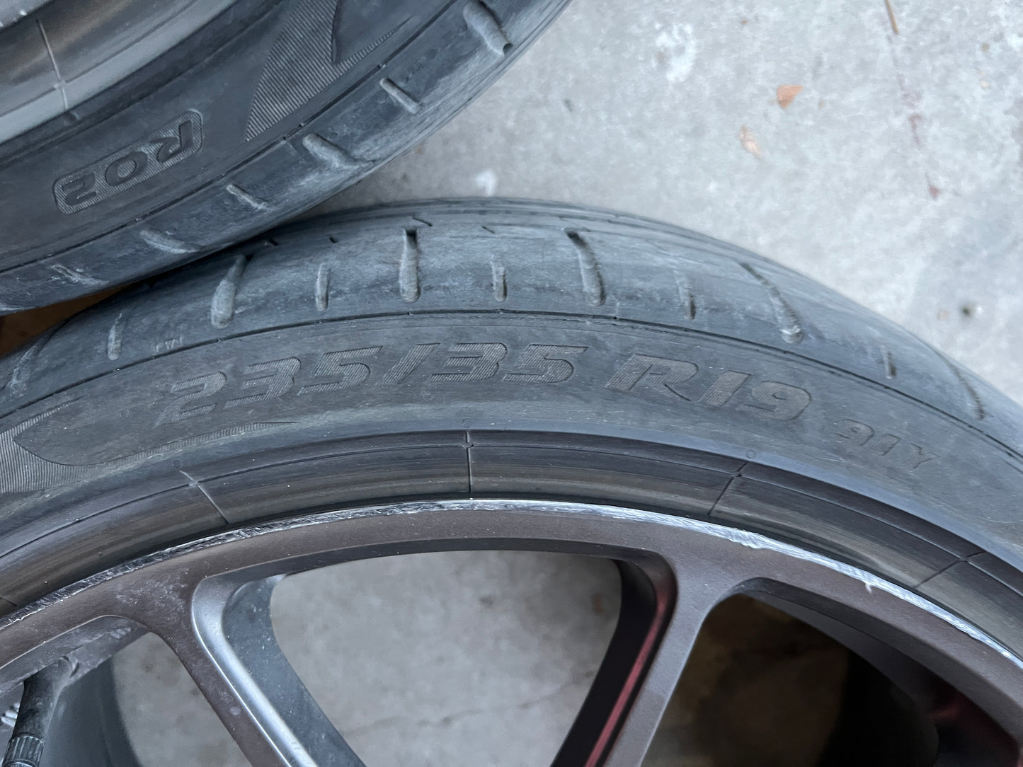19” Neuspeed RSe102 wheels and 235/35R19 Pirelli P Zero PZ4 summer tires