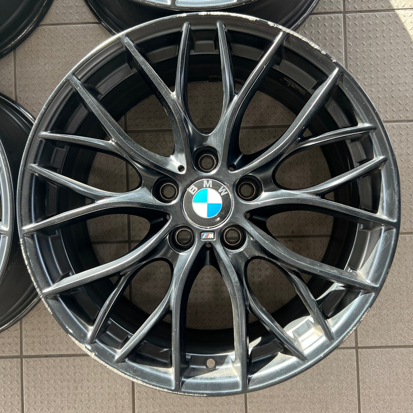 18” BMW Style 405M lightweight forged wheels