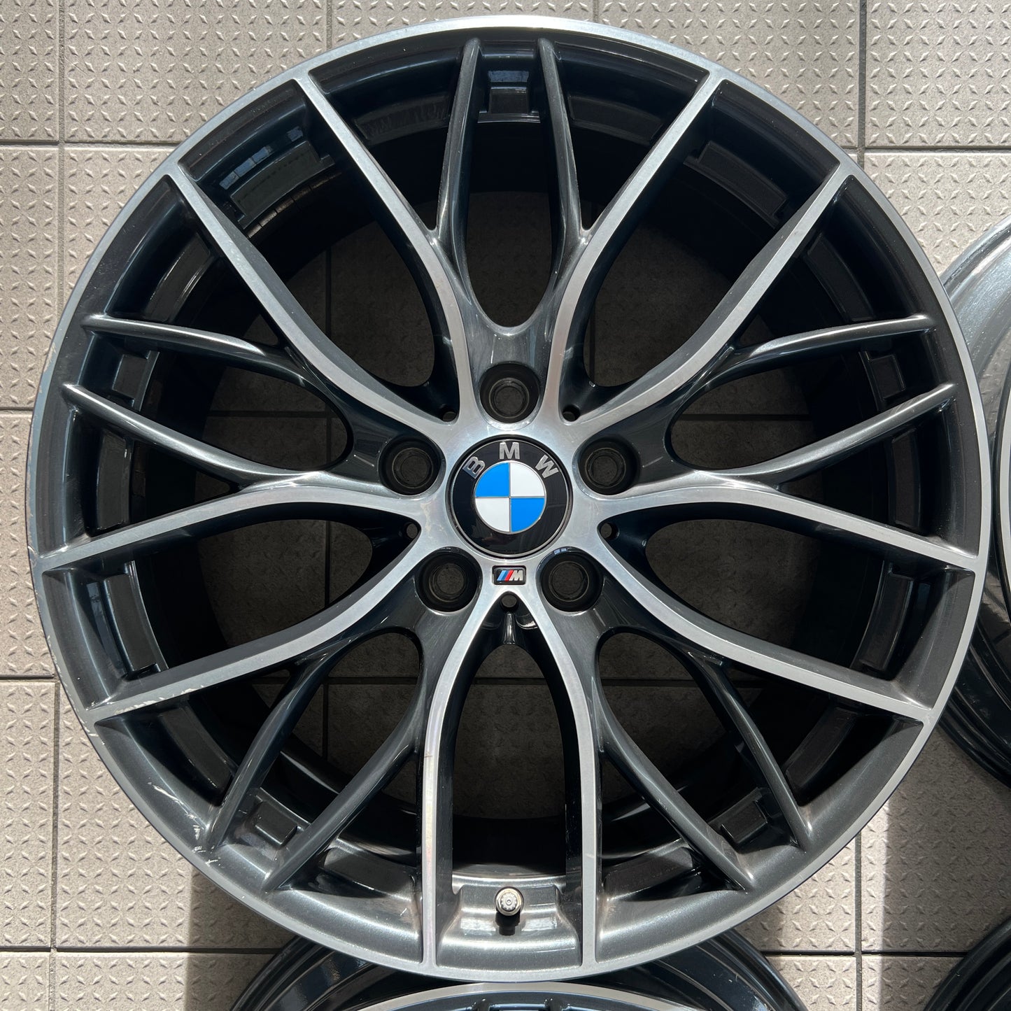 19” BMW Style 405M lightweight forged wheels