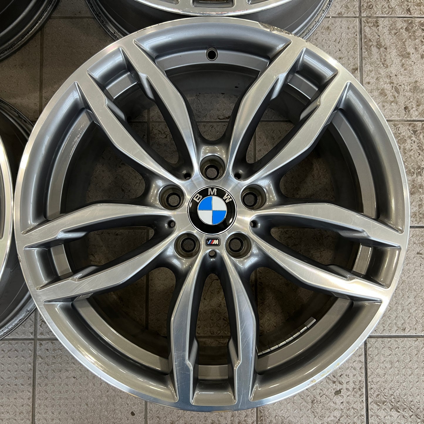 19” BMW Style 622M wheels