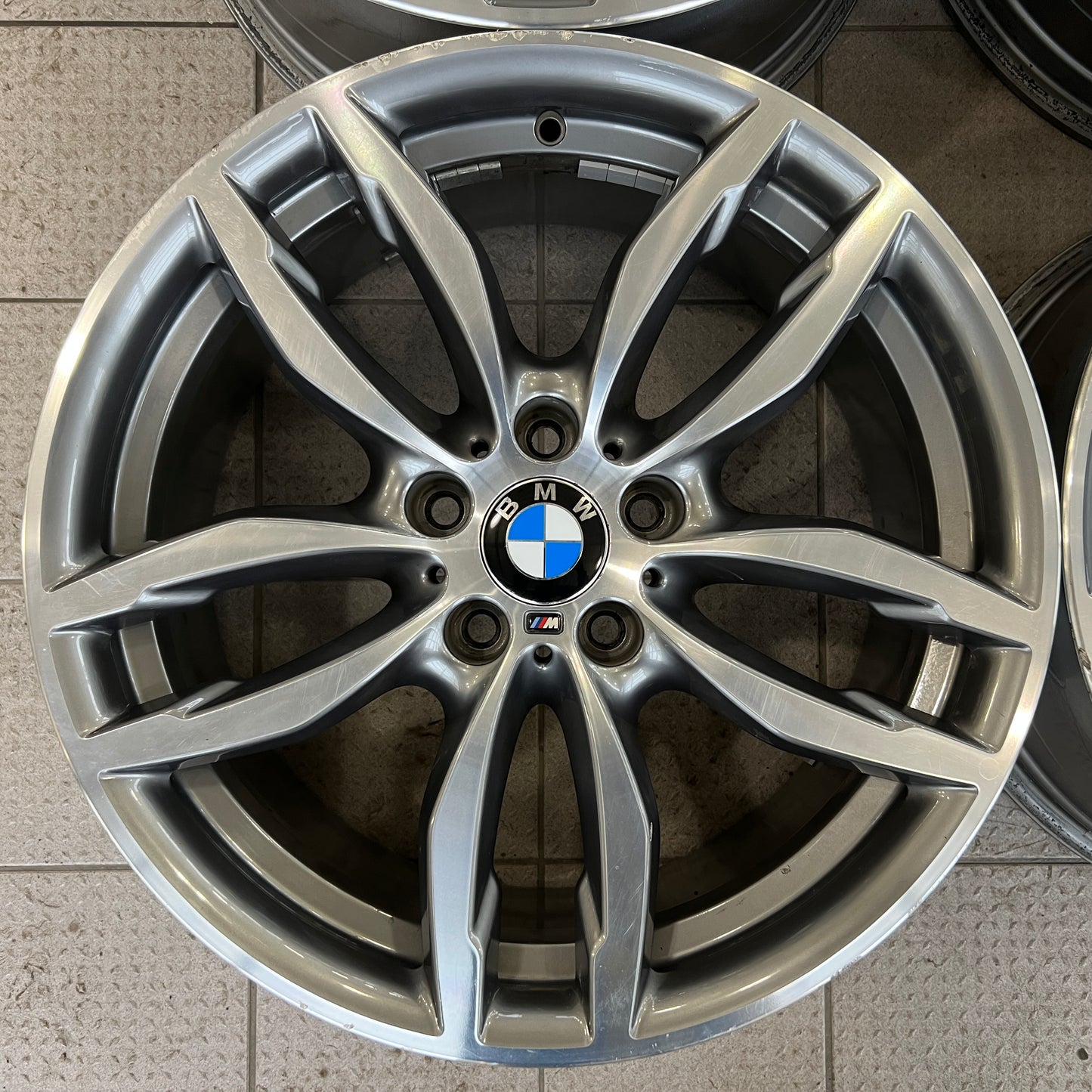 19” BMW Style 622M wheels