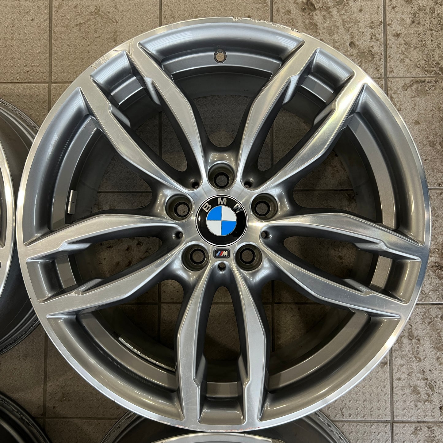 19” BMW Style 622M wheels