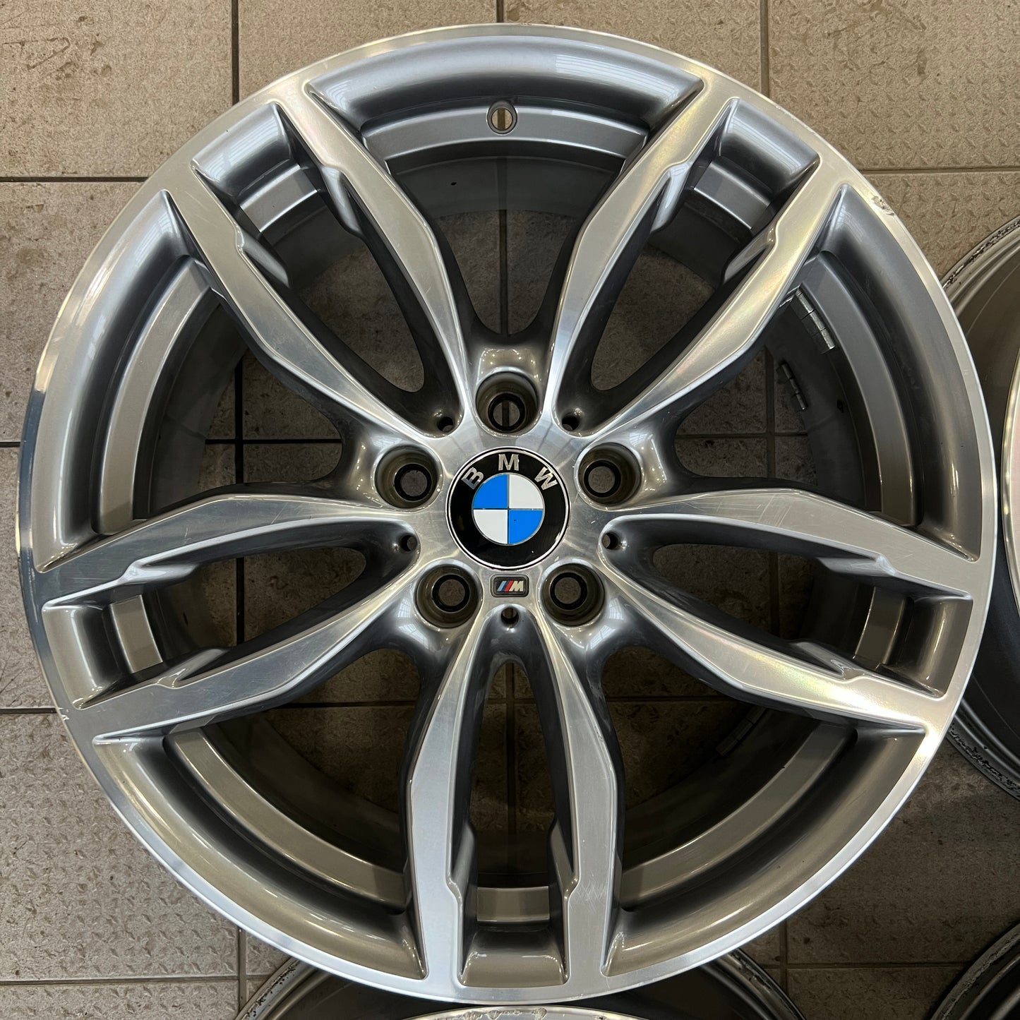 19” BMW Style 622M wheels