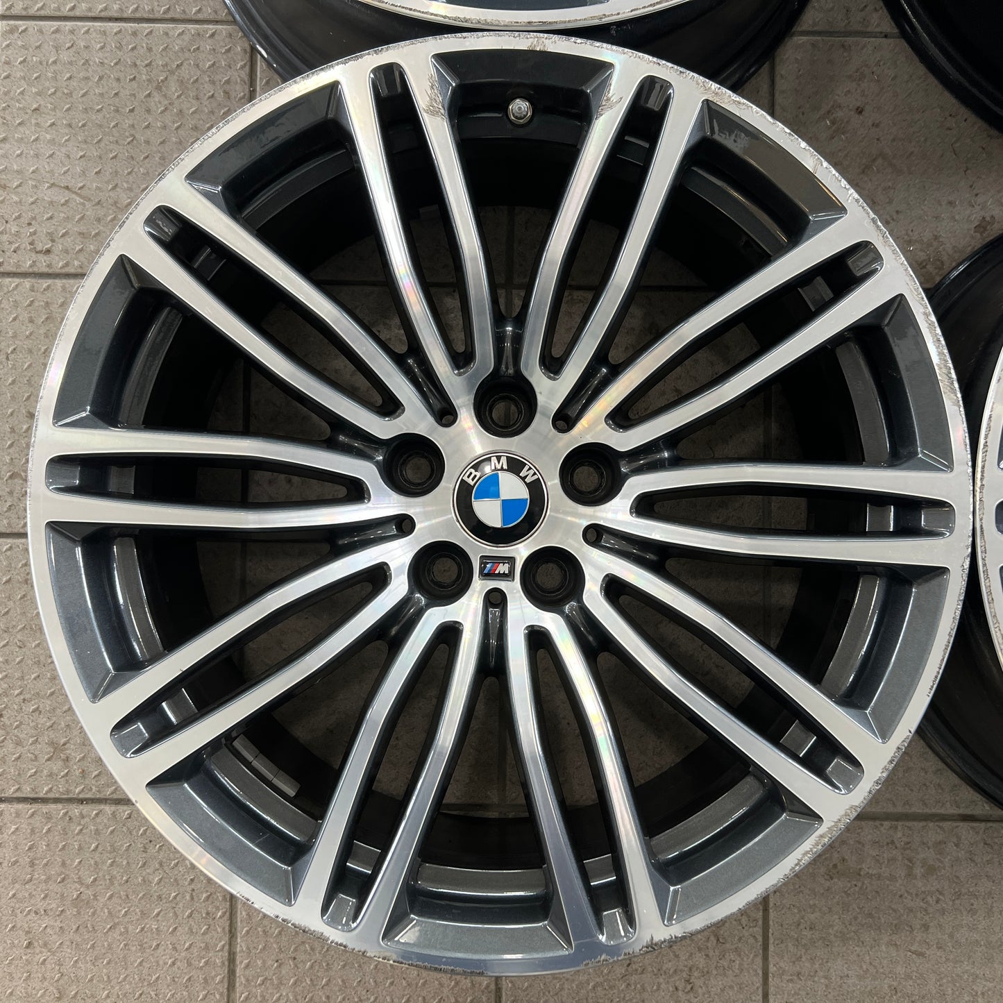 19" BMW Style 664M wheels
