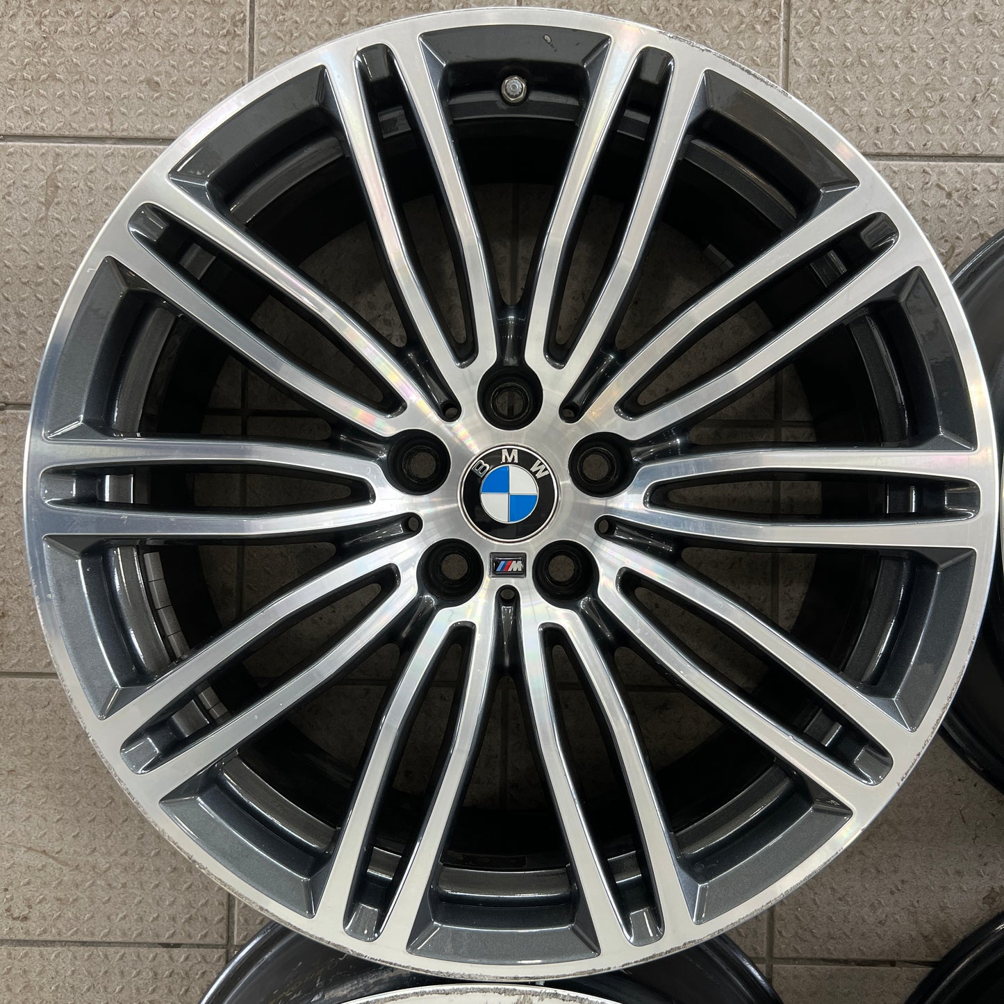 19" BMW Style 664M wheels