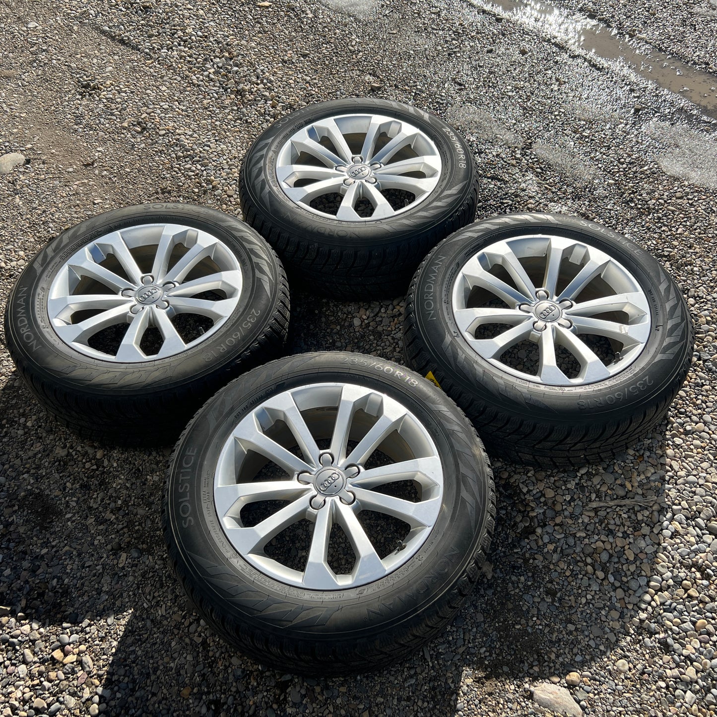 18” Audi Q5 wheels and 235/60R18 all-weather tires