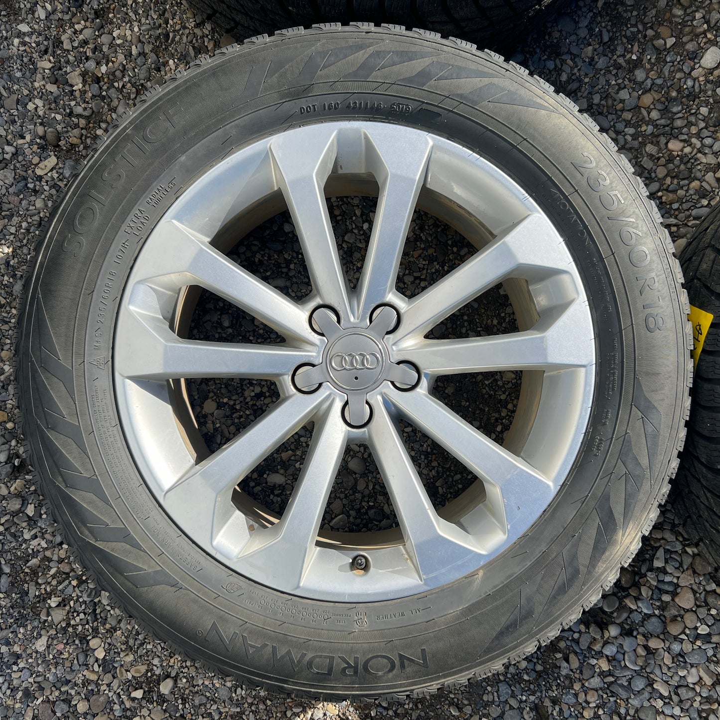 18” Audi Q5 wheels and 235/60R18 all-weather tires