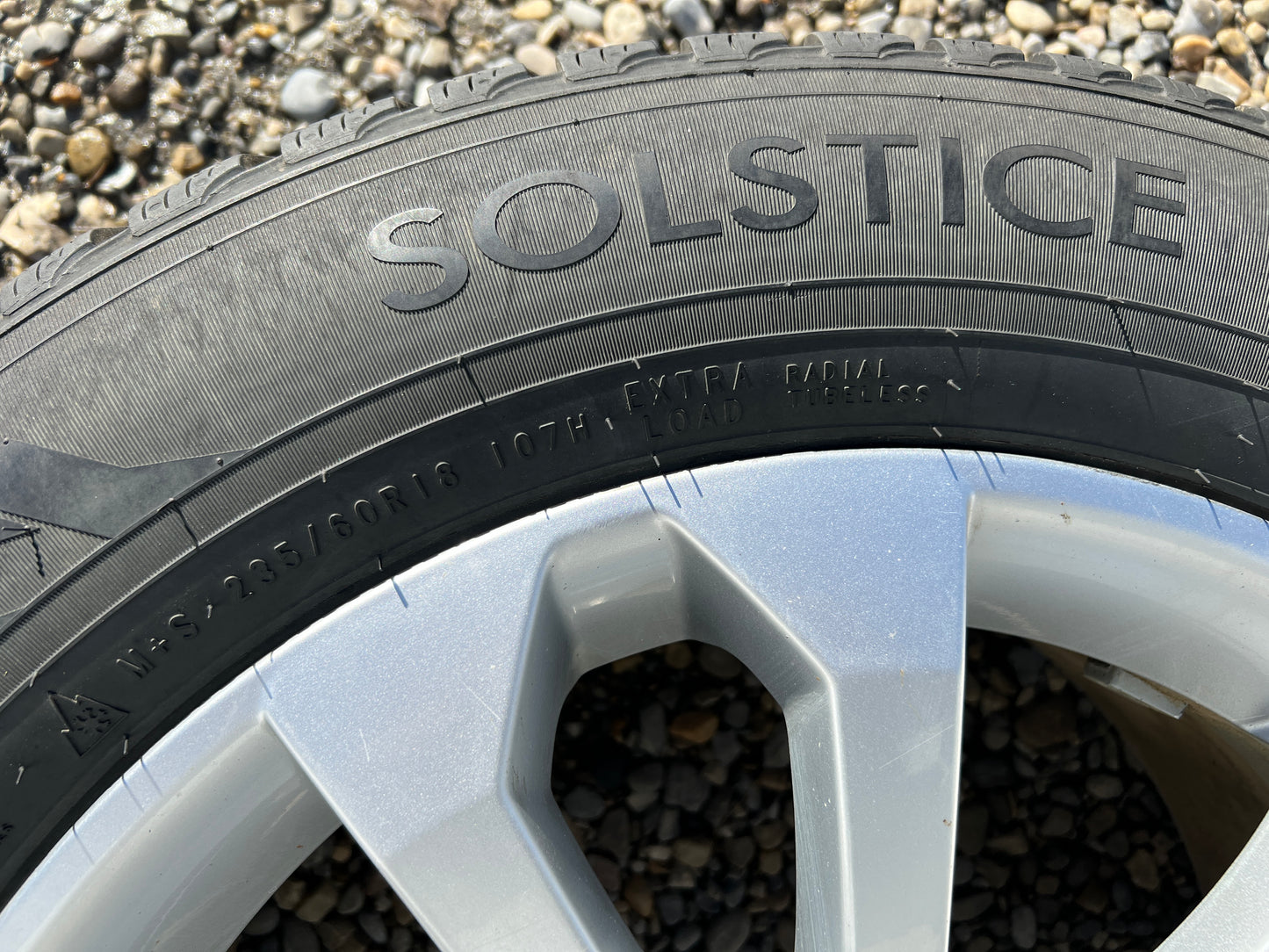 18” Audi Q5 wheels and 235/60R18 all-weather tires