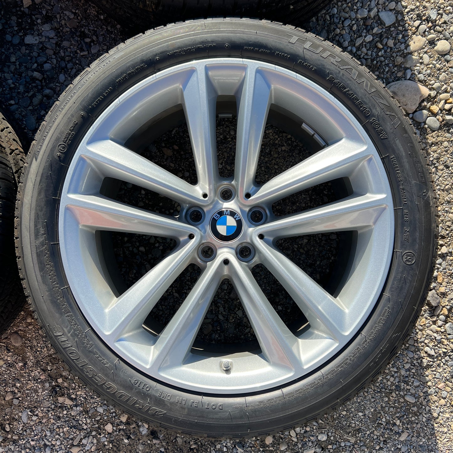 19” BMW Style 630 wheels and 245/45R19 Bridgestone all-season tires