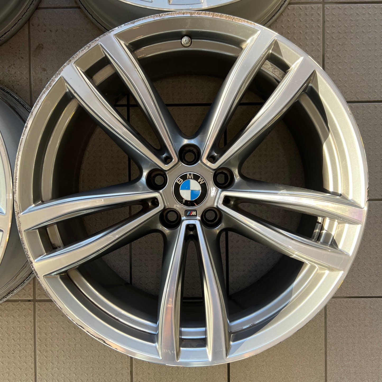 19” BMW Style 647M wheels