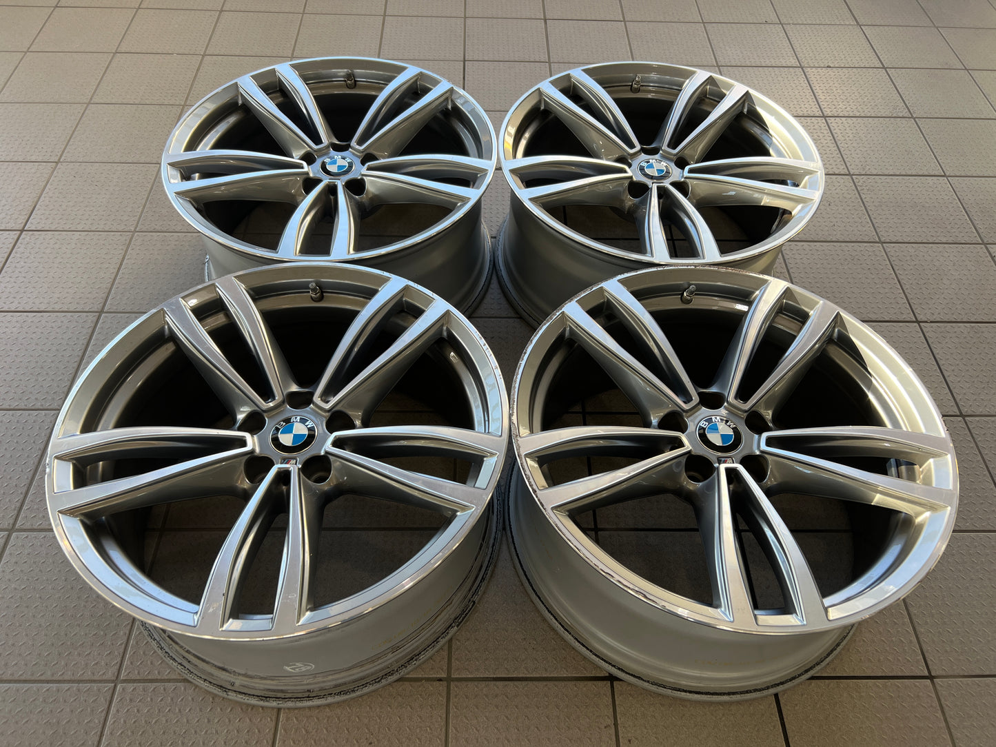 19” BMW Style 647M wheels