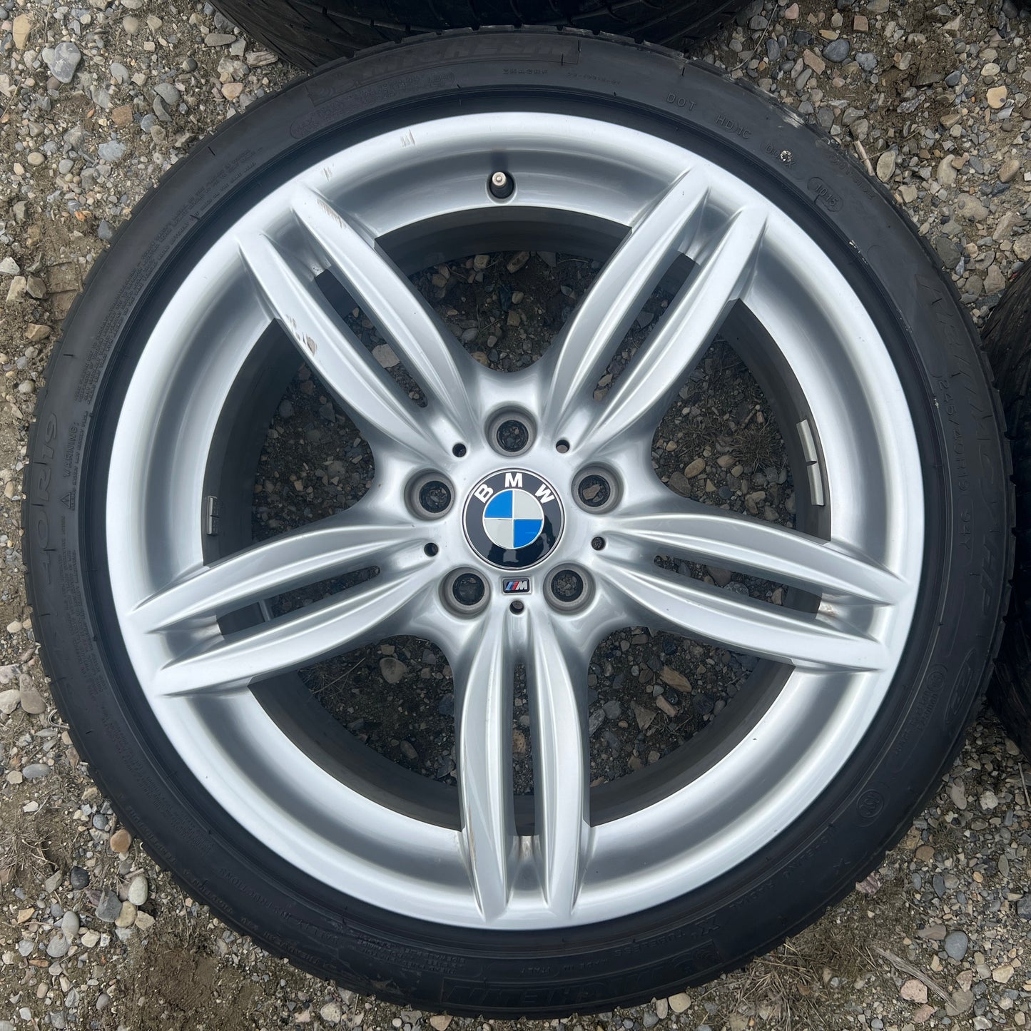 19” staggered BMW Style 351M wheels and tires