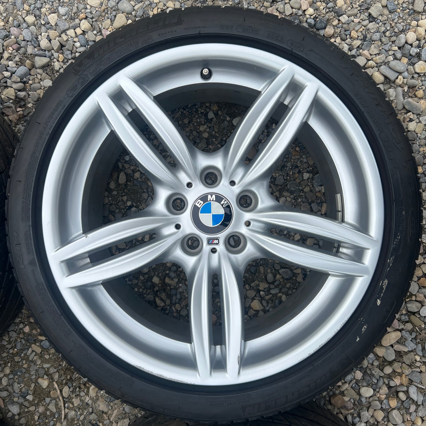 19” staggered BMW Style 351M wheels and tires