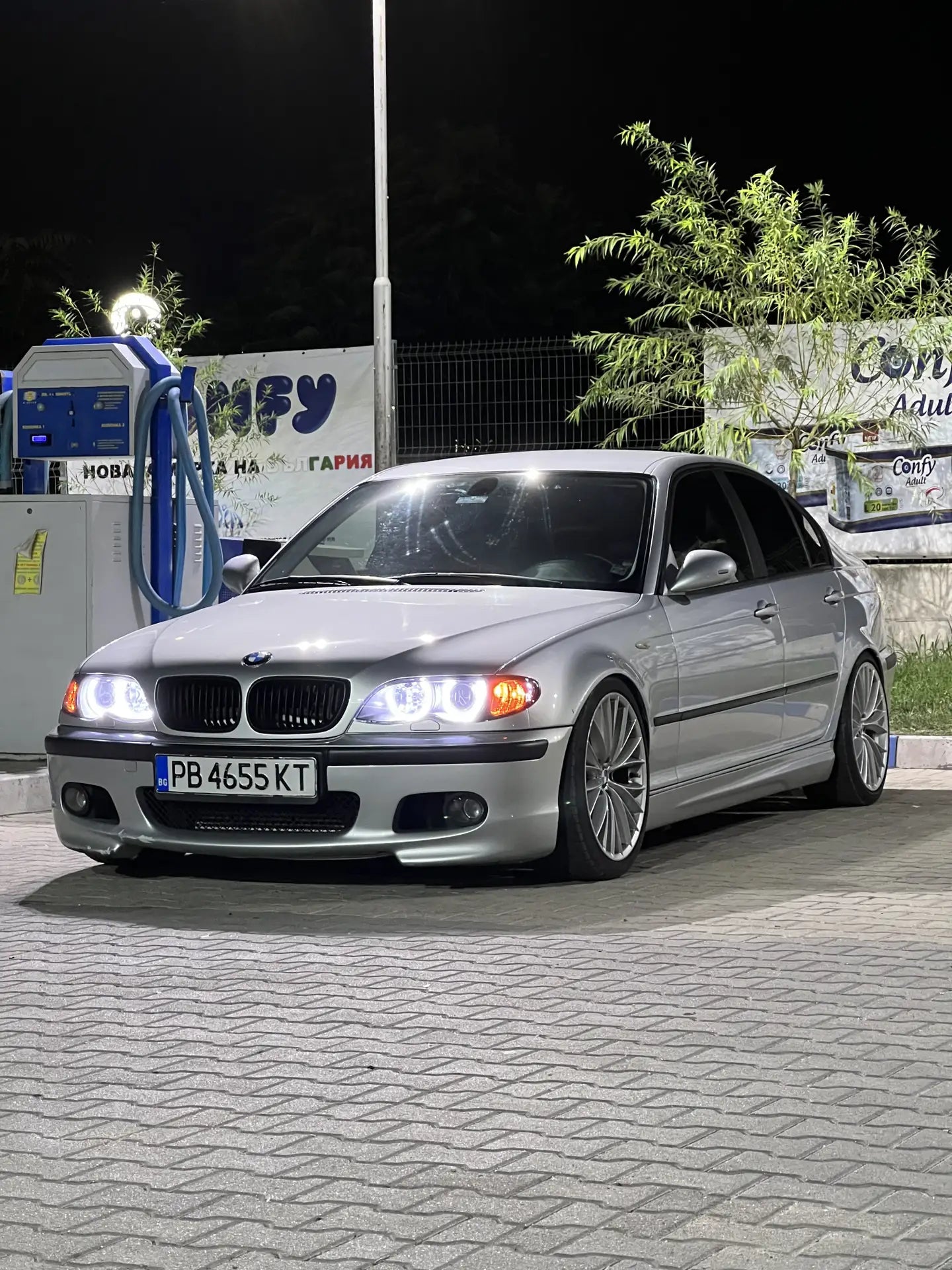 18” Staggered BMW Style 342 wheels and Yokohama summer tires for 3/4-series