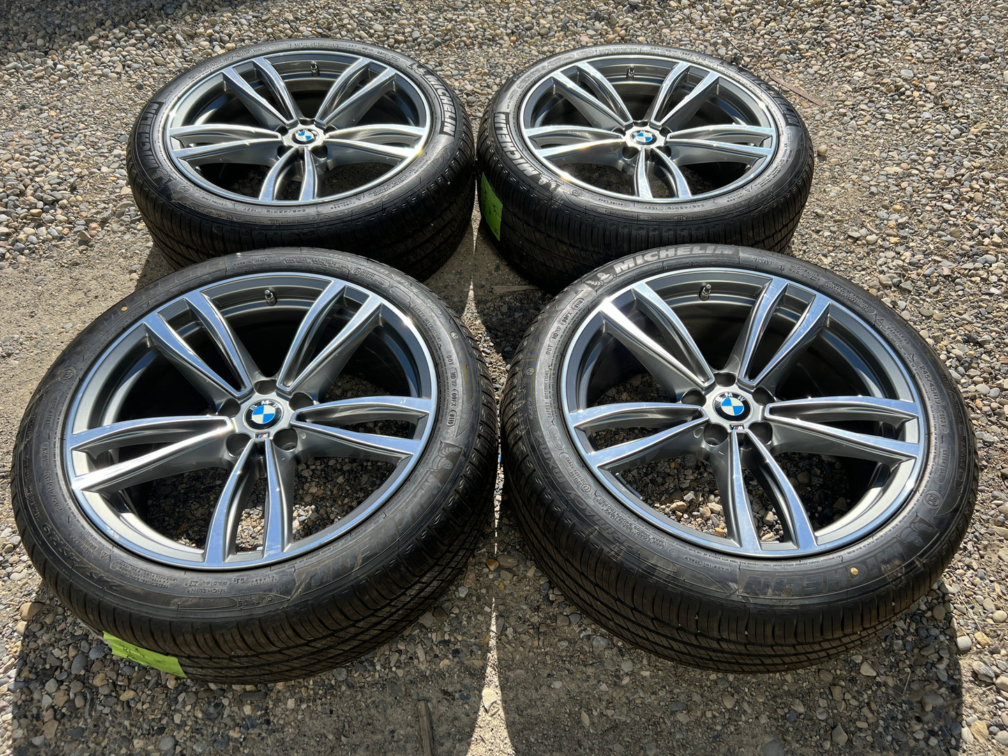19” BMW 647M wheels and 245/45R19 Michelin all-season tires