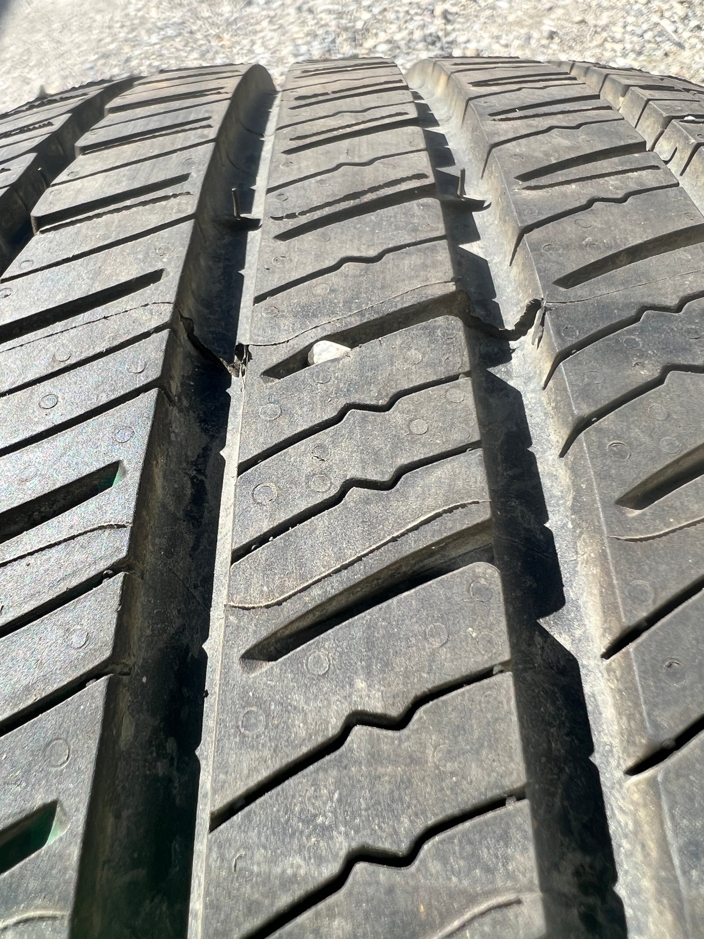 19” BMW 647M wheels and 245/45R19 Michelin all-season tires