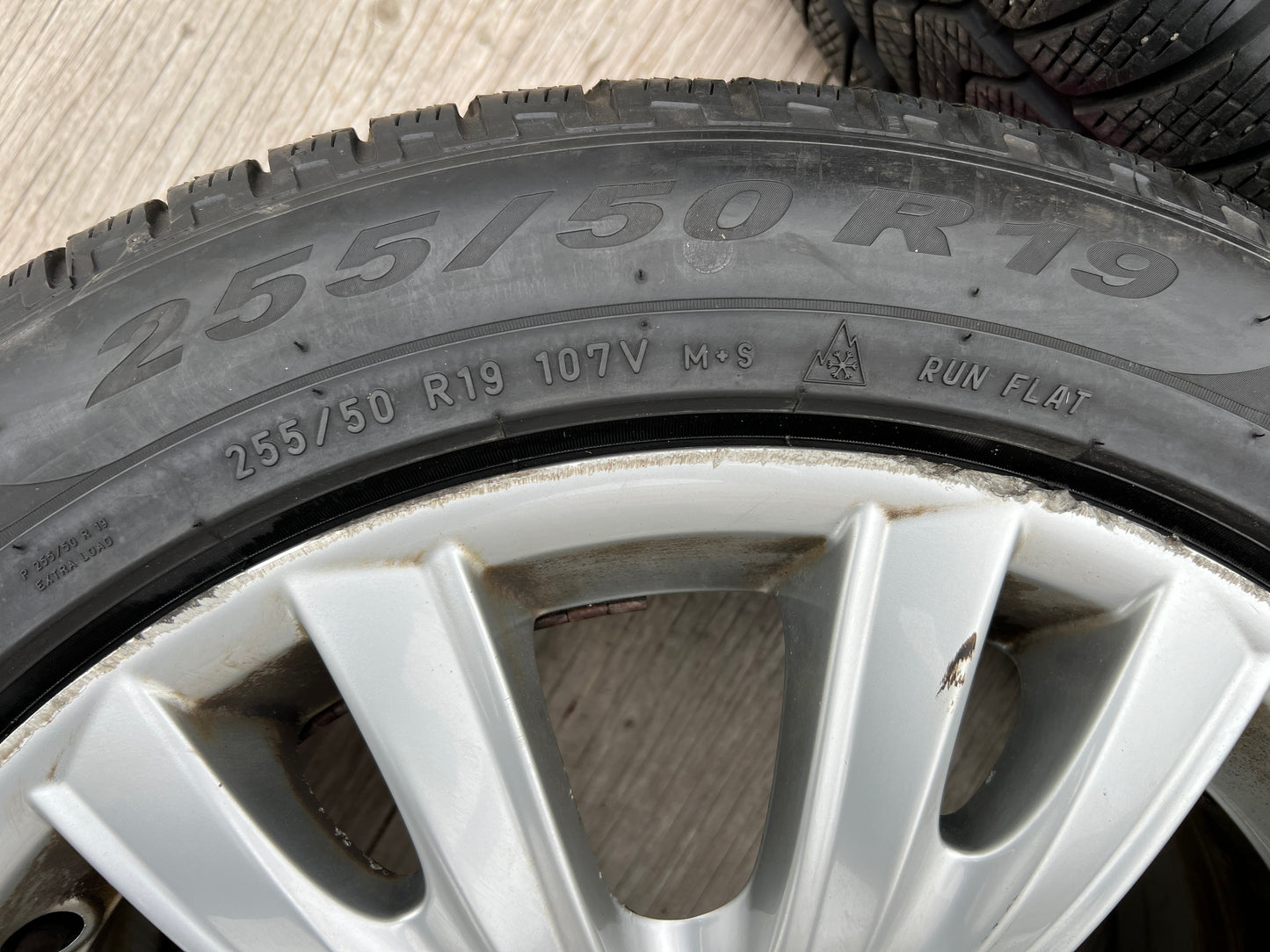 19” staggered BMW Style 223M wheels and winter tires for X5/X6