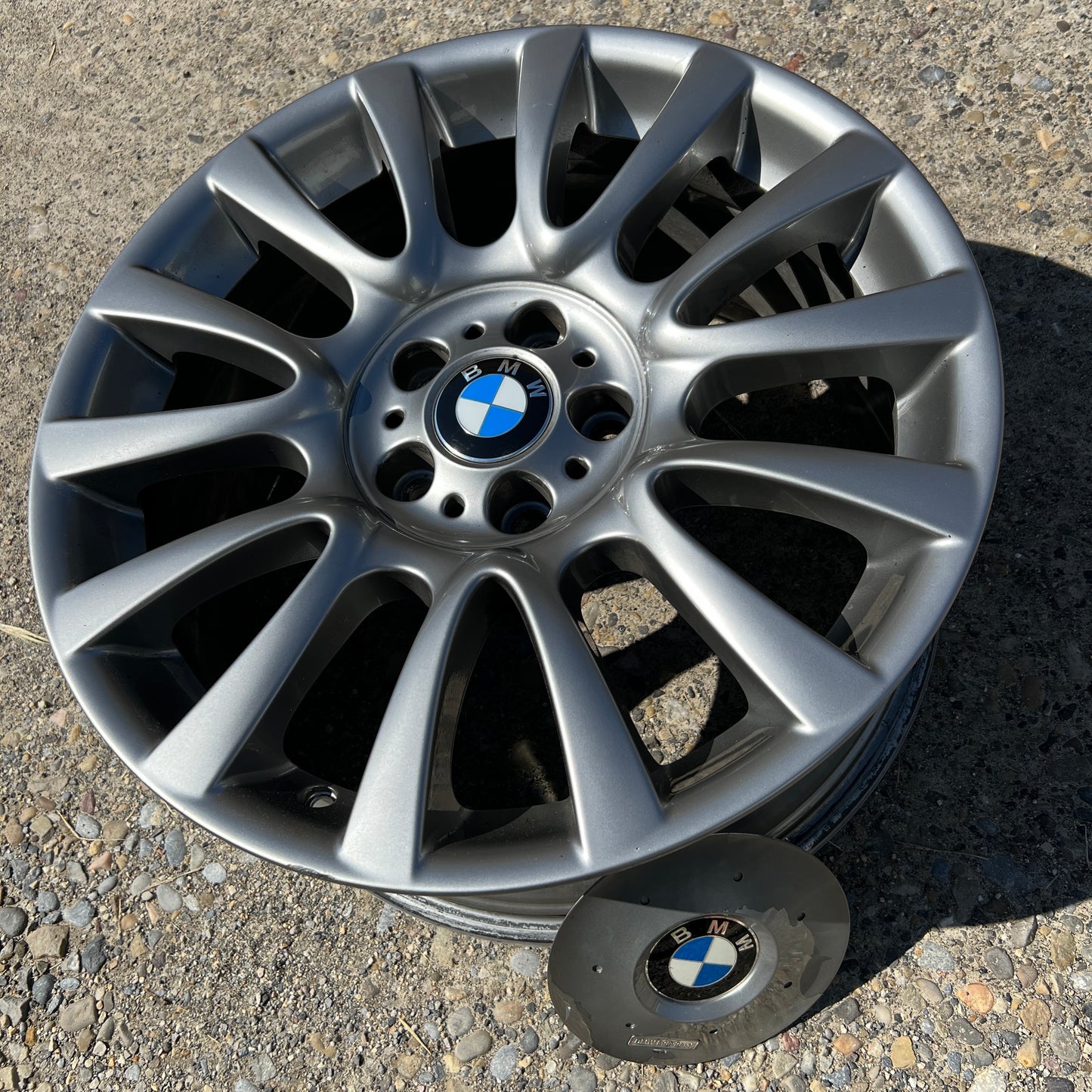 19” staggered BMW Individual Style 265 wheels (fits multiple centre caps)