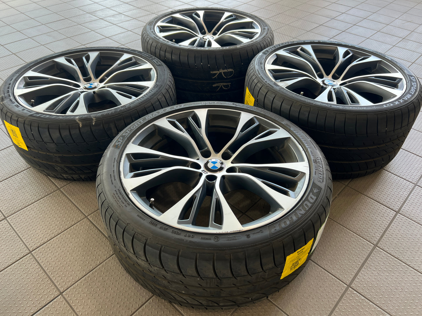 21” staggered BMW Style 599M X5/X6 wheels and summer tires