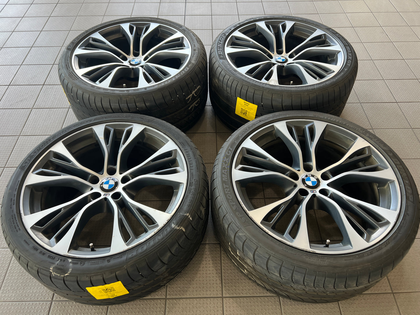 21” staggered BMW Style 599M X5/X6 wheels and summer tires