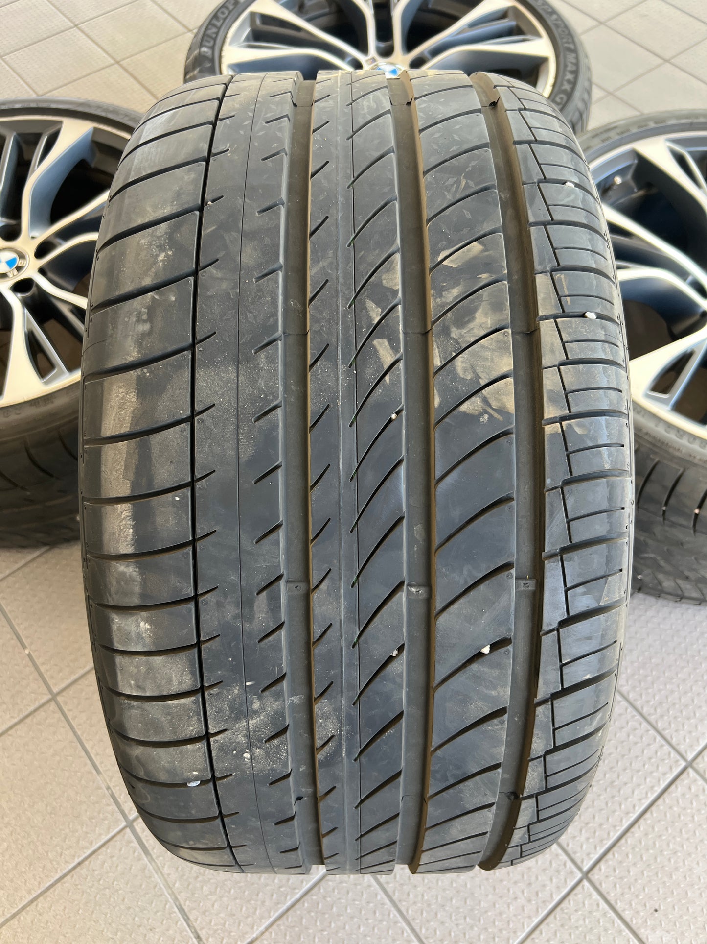 21” staggered BMW Style 599M X5/X6 wheels and summer tires