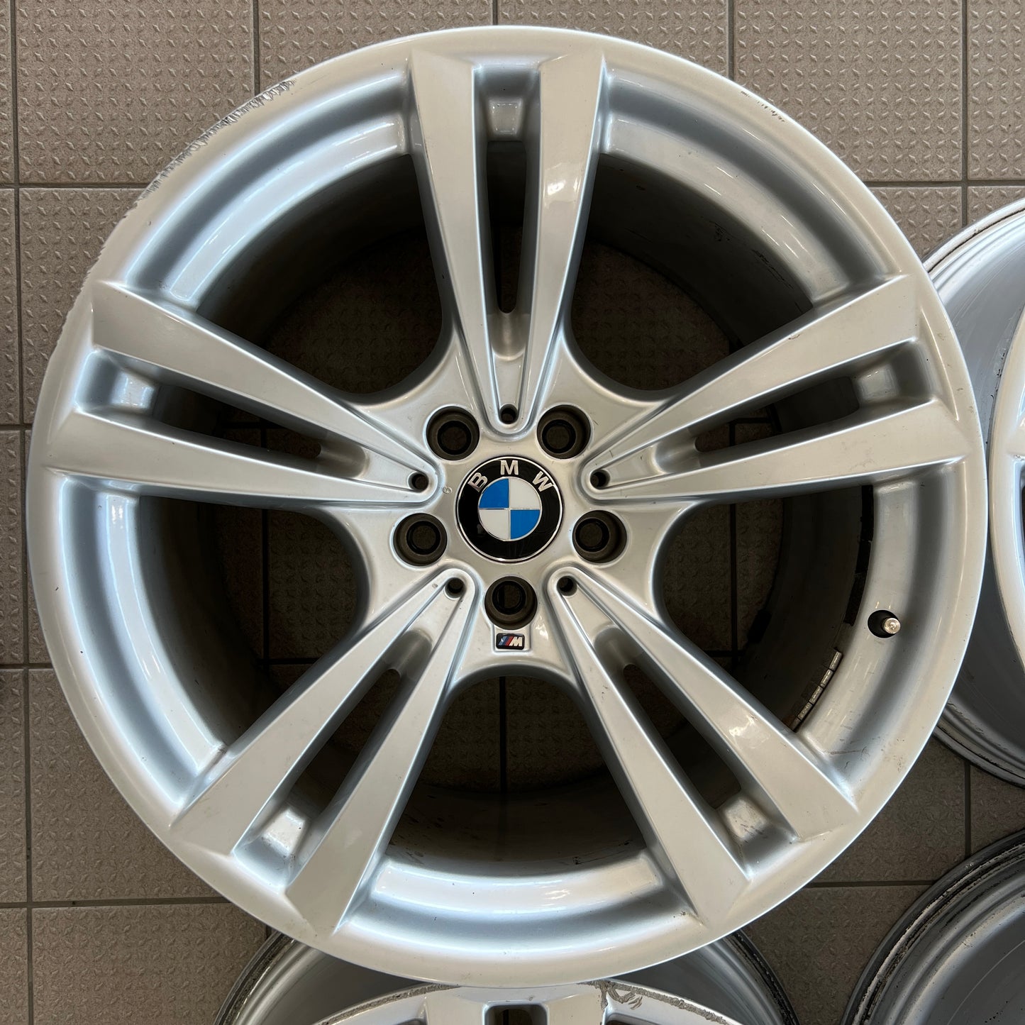 20” staggered BMW Style 299M X5M/X6/M wheels