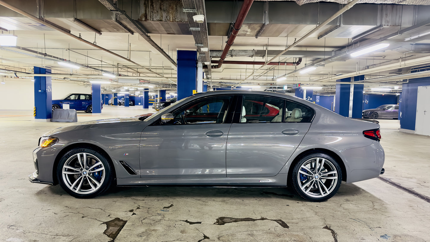 19” BMW 647M wheels and 245/45R19 Michelin all-season tires