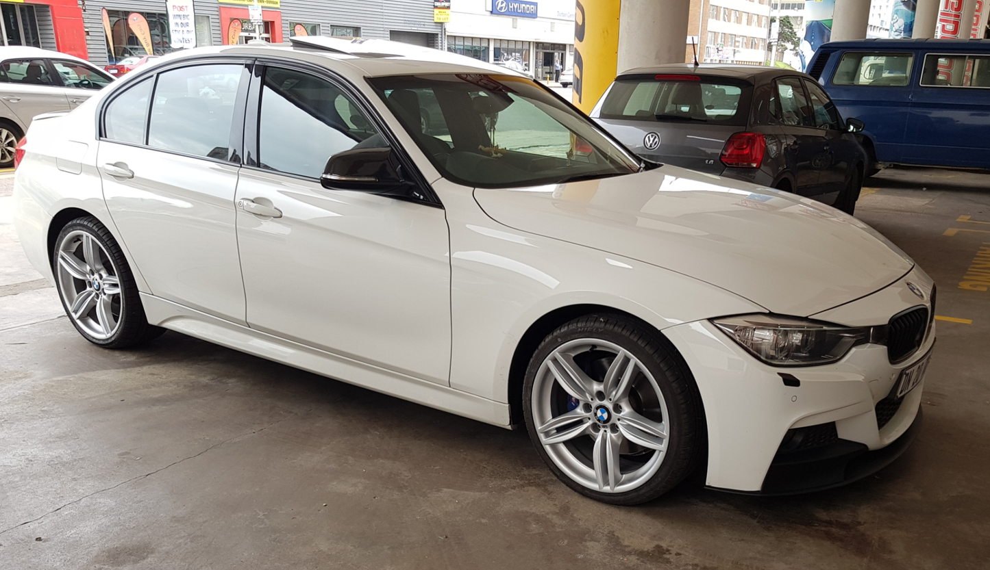 19” staggered BMW Style 351M wheels and tires