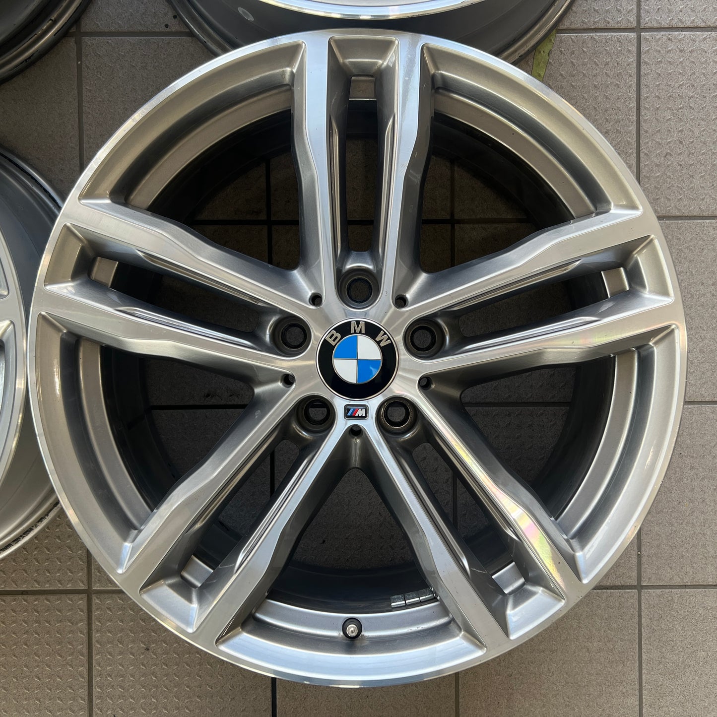 19" BMW Style 704M wheels