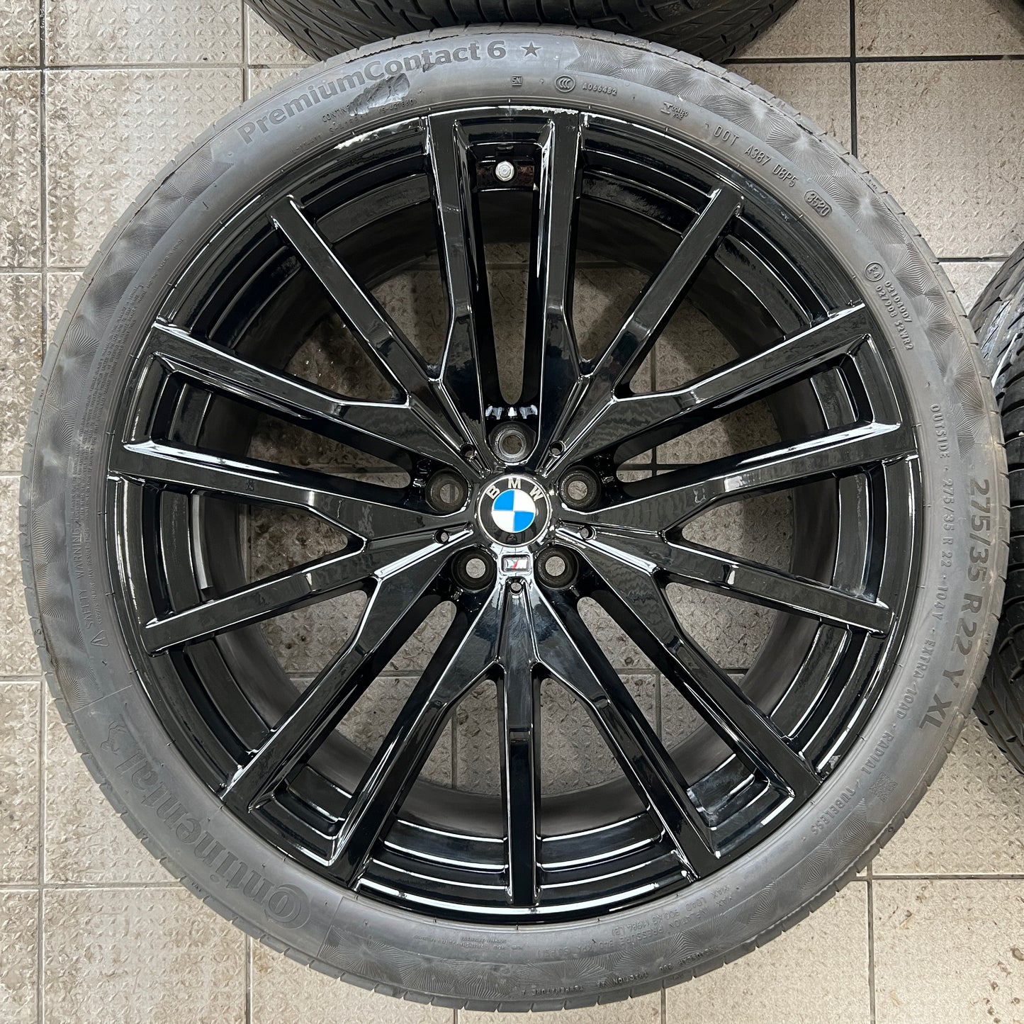 22” BMW Style 742M black wheels and Continental summer tires