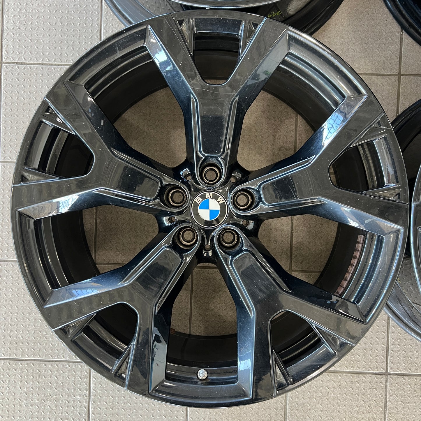 21” BMW Style 752 X7 black wheels (also fits X5 and X6)