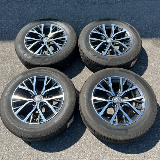 17” Volkswagen Tiguan wheels and 215/65R17 all-season tires