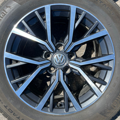 17” Volkswagen Tiguan wheels and 215/65R17 all-season tires