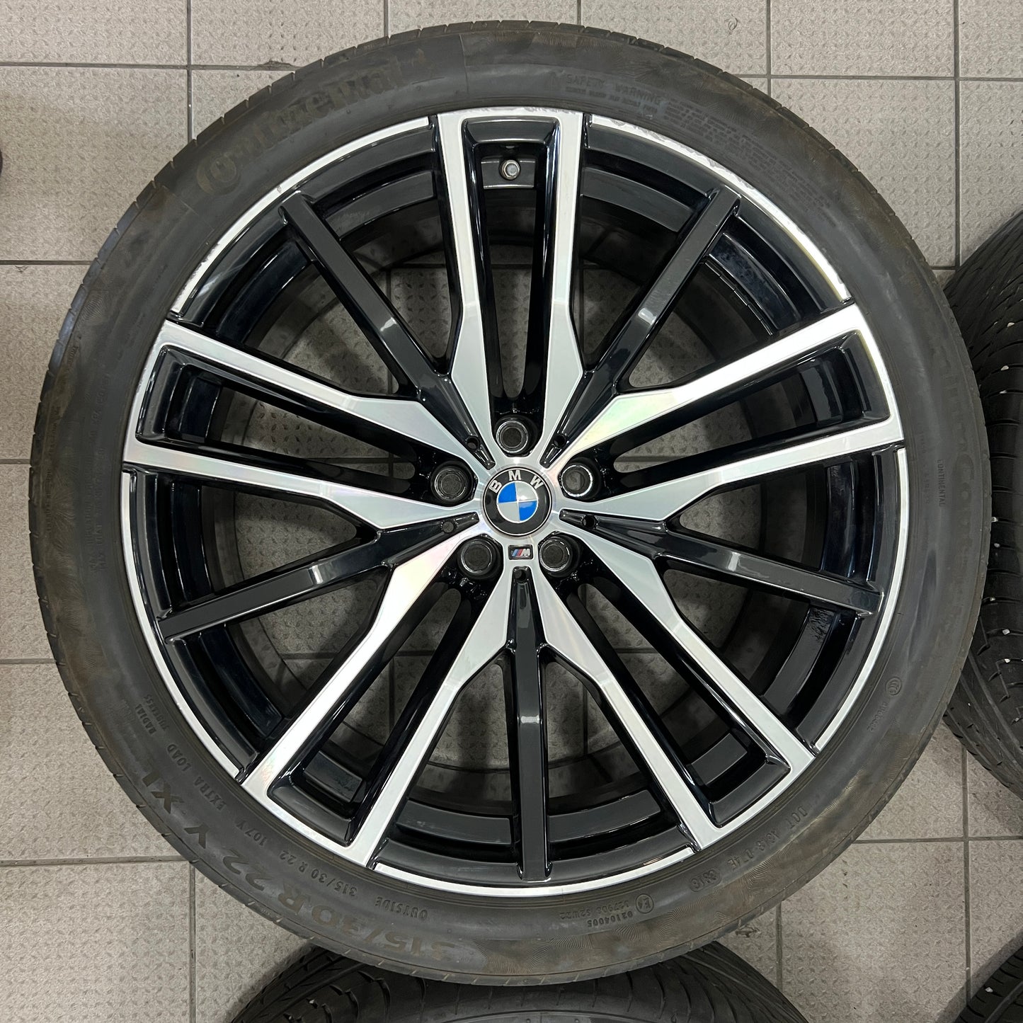 22” BMW Style 742M wheels and Continental summer tires